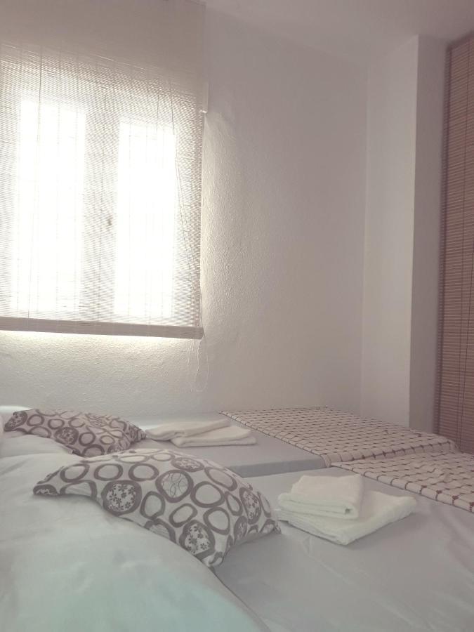 Centro-Mezquita 4 A 8 Huespedes Apartment กอร์โดบา ภายนอก รูปภาพ